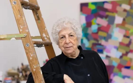 صورة الفنانة الفلسطينية سامية حلبي