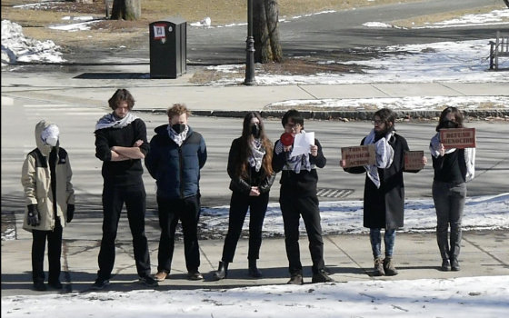 طلاب جامعة ماكجيل المضربين عن الطعام