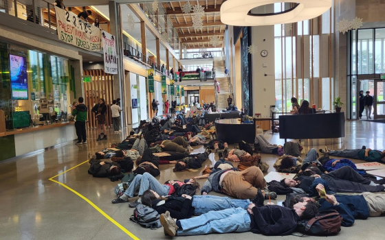 من مكان الحدث