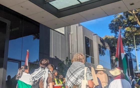 من مكان الاحتجاج