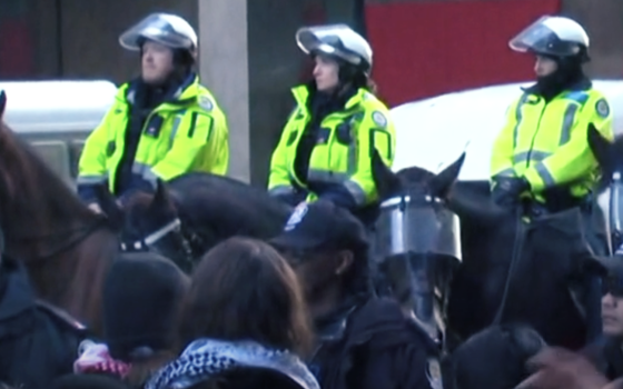 من مكان الحدث  