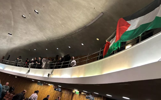 من مكان الحدث