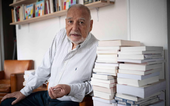 صورة الكاتب الفرنسي من أصل مغربي الطاهر بن جلون