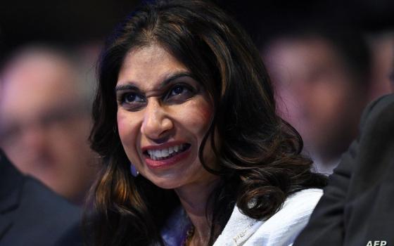 صورة سويلا برافرمان