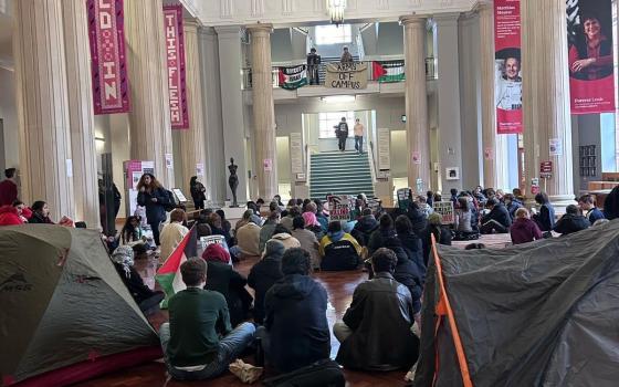 من مكان الحدث