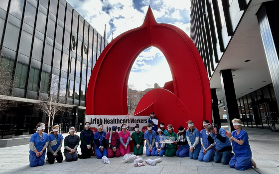 عاملو الرعاية الصحية في أيرلندا يتضامنون مع نظرائهم في غزة
