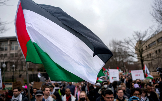 بسبب غزة! طلاب ثانوية أمريكية يقاضونها بتهمة قمع حرية التعبير