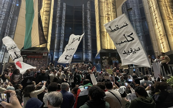 وقفة داعمة لفلسطين من أمام نقابة الصحفيين المصريين
