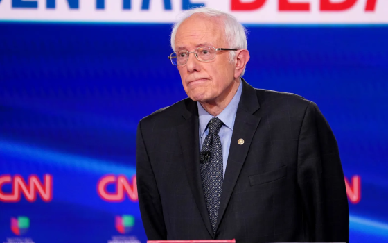 السيناتور ساندرز