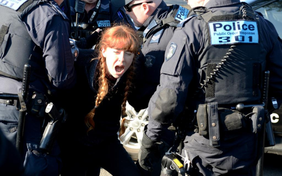 اعتقال نشطاء في ملبورن  