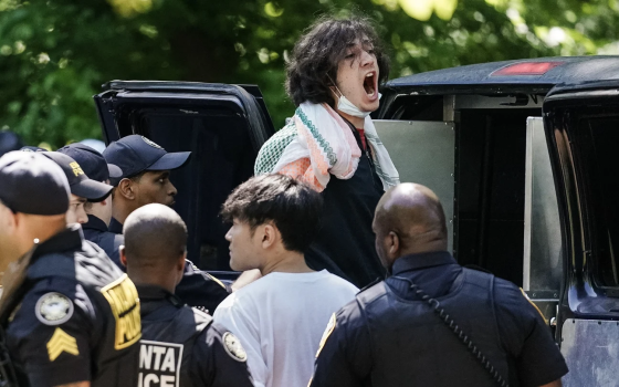 اعتقال طالب جامعي في جامعة إيموري