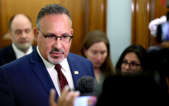 وزير التعليم الأمريكي