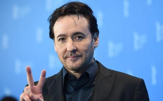 جون كوزاك - ممثل أمريكي