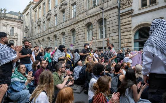 شرطة برلين تعتقل طلابًا خلال مظاهرة داعمة لفلسطين