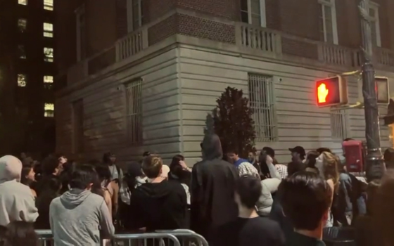 خوفًا من غضب الطلاب.. الشرطة تشدد تواجدها لليوم الثاني في محيط قصر نعمت شفيق