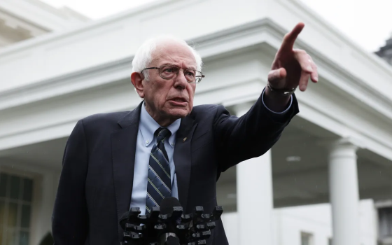 بيرني ساندرز - سيناتور أمريكي