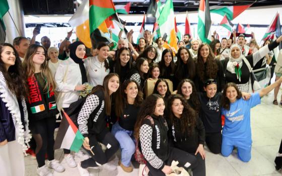 استقبال منتخب فلسطين للسيدات في أيرلندا