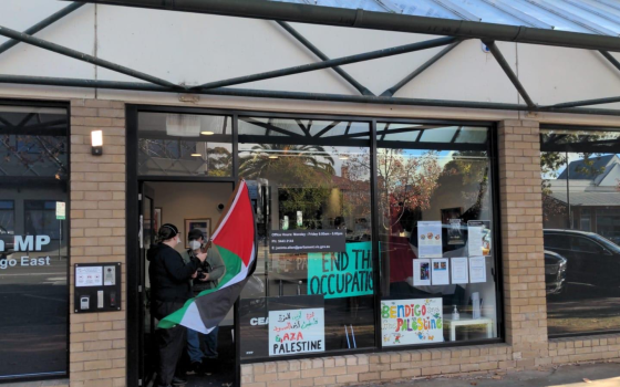 احتلال مكتب وزاري في فيكتوريا