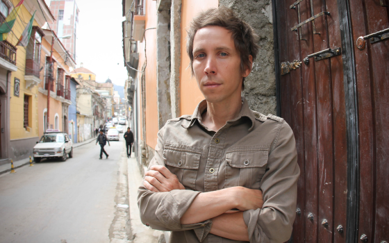 توماس بيكر - حقوقي وصحفي بريطاني