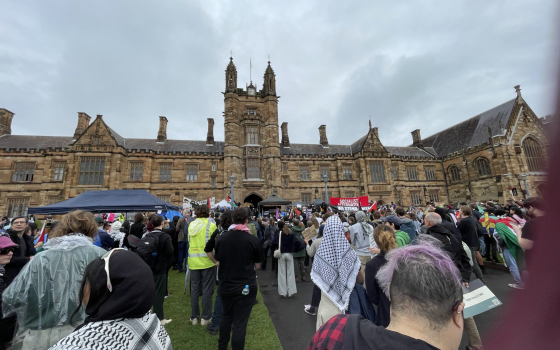 مظاهرة حاشدة لأنصار فلسطين نحو جامعة سيدني