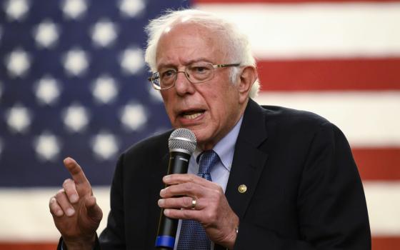 بيرني ساندرز| سيناتور أمريكي