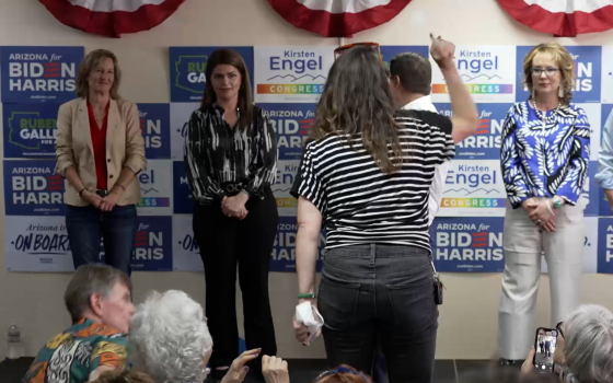 تعطيل افتتاح مكتب الحزب الديمقراطي في أريزونا