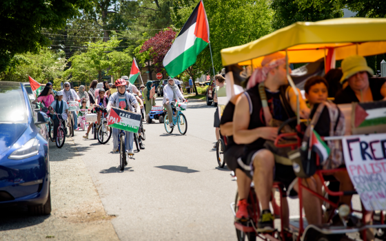 أنصار فلسطين يعرقلون عطلة بايدن