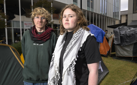 الطالبة بياتريس تاكر