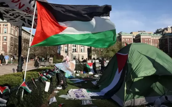 مخيم طلابي تضامني