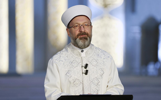 علي آرباش - رئيس الشؤون الدينية التركية  