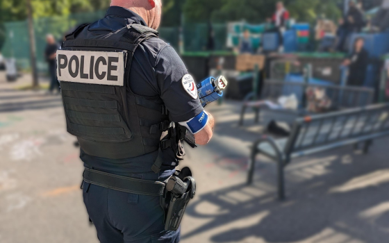 ضابط شرطة فرنسي