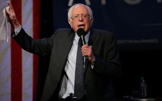 بيرني ساندرز - سيناتور أمريكي