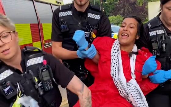 أنصار حركة فلسطين يواصلون استهداف مصانع الإبادة