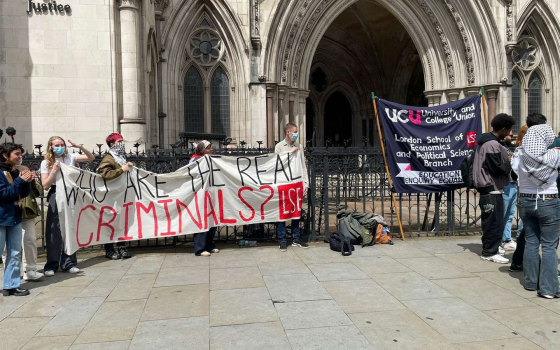 مظاهرة طلابية داعمة لفلسطين في كلية لندن