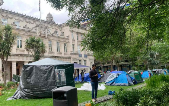 مخيم طلابي تضامني في جامعة كوين ماري