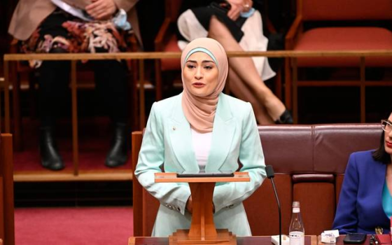 برلمانية أسترالية  