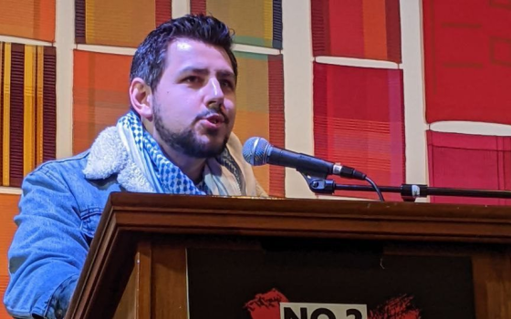 الصحفي البريطاني ريتشارد ميدهيرست