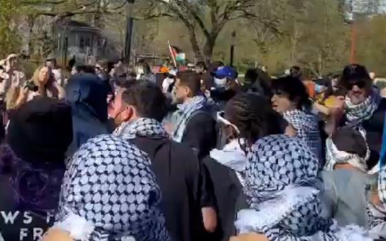 مظاهرة طلابية داعمة لفلسطين