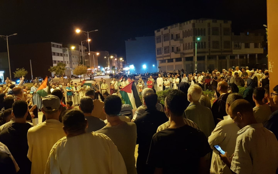 مغاربة يتظاهرون دعمًا لغزة في مدينة وجدة