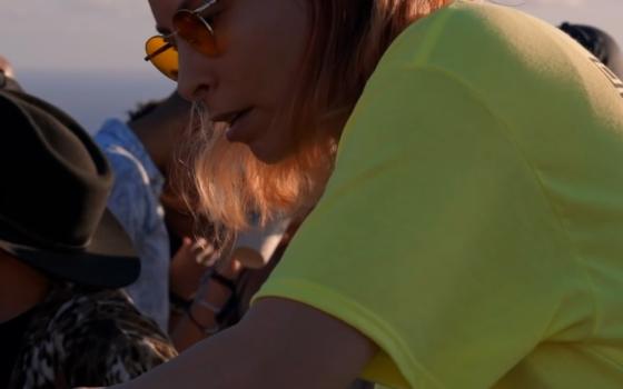 الدي جي الكندية "بلونديش"