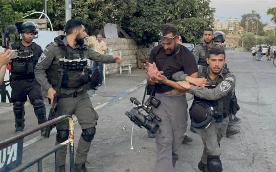 91 صحفيًا فلسطينًا اعتقلهم الاحتلال منذ 7 أكتوبر