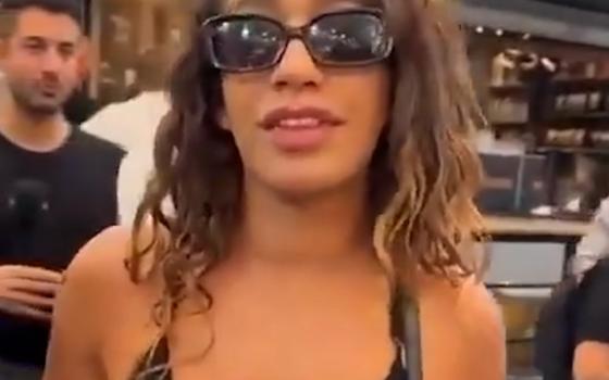 مواطنة مغربية في زيارة إلى كيان الاحتلال