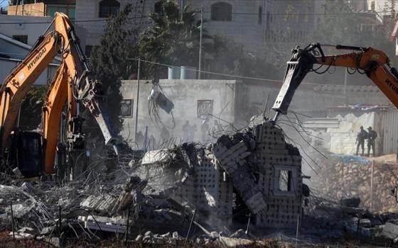 هدم مباني من قبل الاحتلال