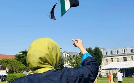 طلاب جامعة بوجازيجي التركية يتضامنون مع فلسطين خلال حفل تخرجهم