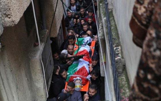 تشييع شهيد في فلسطين