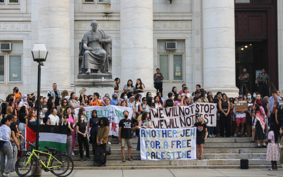 تضامن طلاب جامعة ييل مع معتقلي مخيم العودة