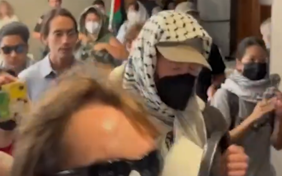 تعطيل خطاب رئيس جامعة تامبيري