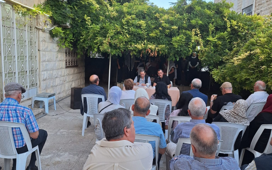 جلسة حوارية في المنتدى العربي الناصري الديمقراطي