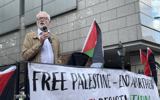 النائب في البرلمان البريطاني جيرمي كوربين