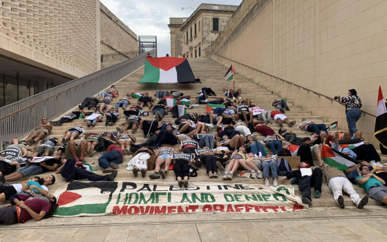 عريضة تطالب برلمان مالطا باتخاذ موقف أخلاقي من الحرب